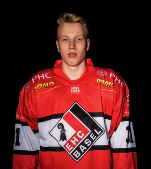 31_ryhor_ustsimenka-grg_170920-0042-b Zurück in Dübendorf: Ryhor Ustsimenka. (Foto: ehcbasel.ch)