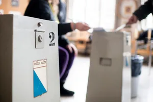 nobillag_el6040 Mit verständlichen Abstimmungsunterlagen soll der Zugang und das Interesse zu Wahlen und Abstimmungen erleichtert werden. (Foto: Keystone)