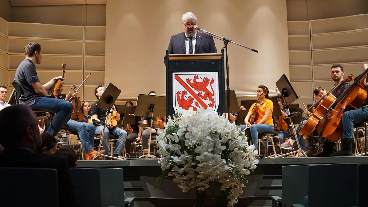 Michael Künzle hiess die neuen Winterthurer Bewohner willkommen. (Foto: Talina Steinmetz)