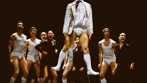 ndt_header2_byrahirezvani Das Nederlands Dans Theater 2 tritt am Steps auf. (Foto: PD), Gauthier Dance/Dance Company Theaterhaus Stuttgart in Aktion. (Foto: PD)