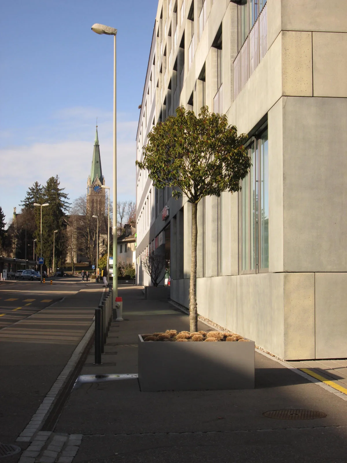 So wie an der Bahnhofstrasse soll es nach Ansicht von Brigitte Rohrbach (SP) in Wetzikon möglichst nicht aussehen. Mit ihrem Vorstoss stösst sie beim Stadtrat allerdings auf wenig Gehör. (Foto: PD)