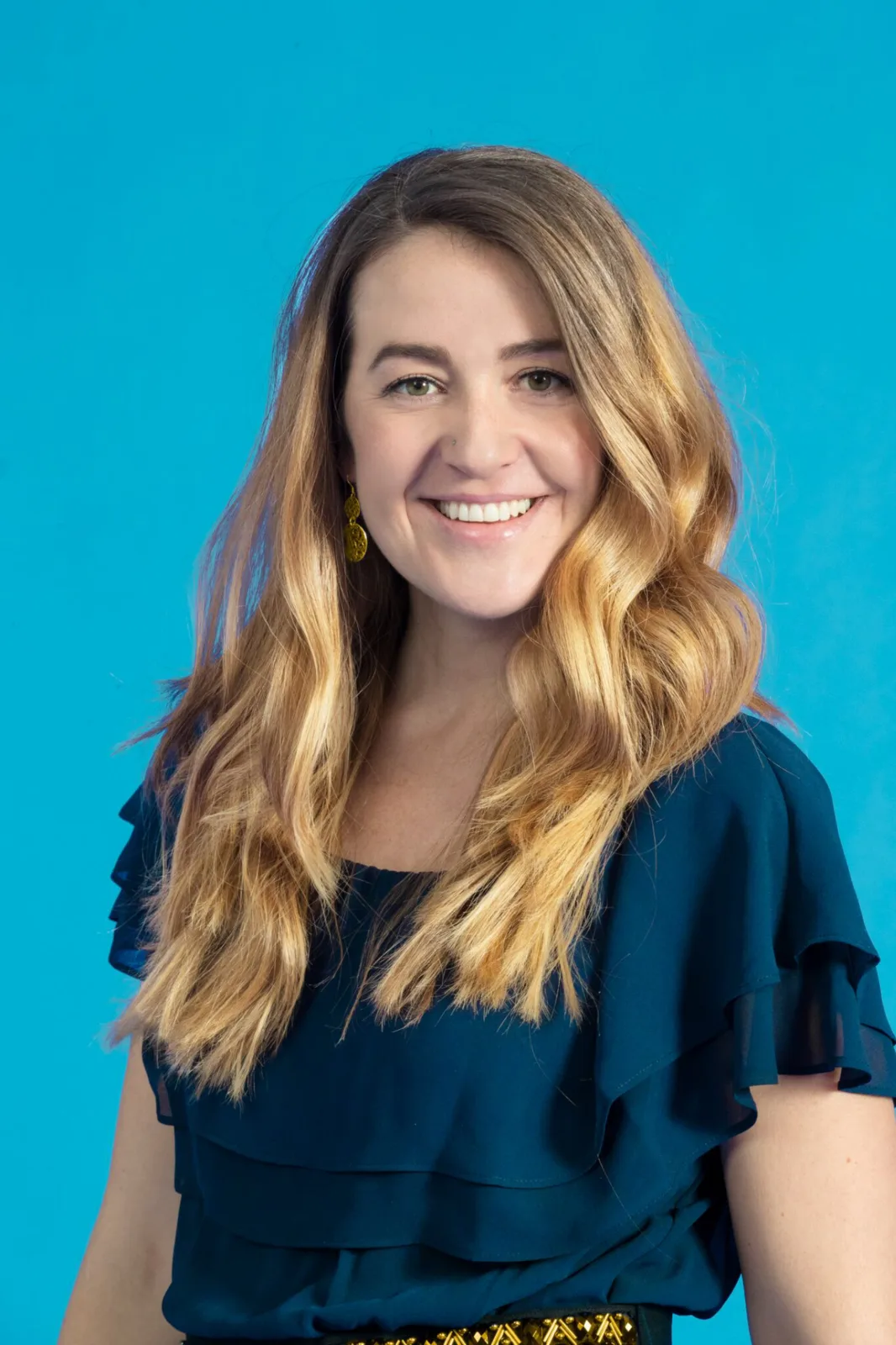 attachment Wird wohl zur Chartstopperin: Tabea Vogel, die in Wetzikon aufwuchs, mit ihrem Projekt Härz. (Foto: PD), Erfolgs-Sextett: Härz mit Tabea Vogel (ganz rechts). (Foto: PD)