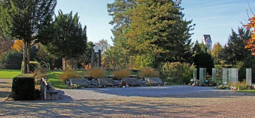 gemeinschaftsgrab_hinwil Anfangs wurde vom Gemeinschaftsgrab auf dem Hinwiler Friedhof noch wenig gebrauch gemacht. Doch das hat sich geändert. (Foto: PD)