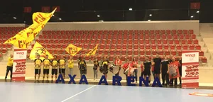 winti_arena_2 Die Einweihung der Win4-Arena: Sie heisst neu AXA-Arena. (Bild: RADIO TOP/Raphael Wallimann), Für die Verantwortlichen bei der Axa ist das Namenssponsoring der neuen Arena ein Bekenntnis zum Standort Winterthur. , Zur Einweihung der Arena können der HC Rychenberg und die Pfadi Winterthur ihr erstes Training in der Halle absolvieren. (Bild: RADIO TOP/Raphael Wallimann), Zur Einweihung der Arena können der HC Rychenberg und die Pfadi Winterthur ihr erstes Training in der Halle absolvieren. (Bild: RADIO TOP/Raphael Wallimann)