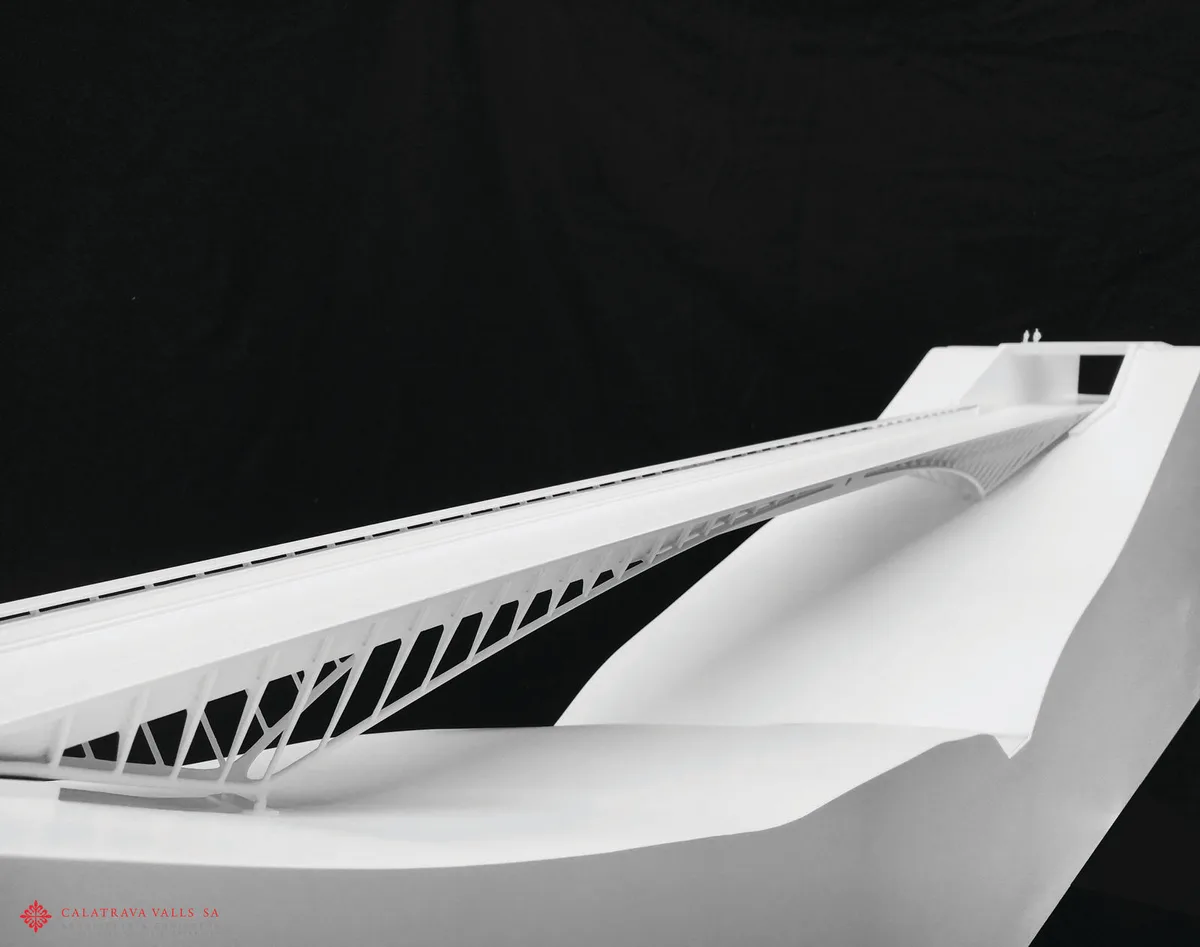 modellfoto_6_blickrichtung_sueden_cr Mit einer Brücke über das Aabachtobel und einer Unterführung soll das Grüninger Stedtli dereinst umfahren werden., Santiago Calatrava (l.) stellte am 4. September 2018 sein Umfahrungsprojekt Grüningen vor. , Ebenfalls anwesend waren Carlo Wiedmer, Carmen Walker Späh und Markus Traber (v.l.n.r.). , Mit einer Brücke über das Aabachtobel und einer Unterführung soll das Grüninger Stedtli dereinst umfahren werden., Mit einer Brücke über das Aabachtobel und einer Unterführung soll das Grüninger Stedtli dereinst umfahren werden., Mit einer Brücke über das Aabachtobel und einer Unterführung soll das Grüninger Stedtli dereinst umfahren werden., Mit einer Brücke über das Aabachtobel und einer Unterführung soll das Grüninger Stedtli dereinst umfahren werden., Mit einer Brücke über das Aabachtobel und einer Unterführung soll das Grüninger Stedtli dereinst umfahren werden., Mit einer Brücke über das Aabachtobel und einer Unterführung soll das Grüninger Stedtli dereinst umfahren werden., Mit einer Brücke über das Aabachtobel und einer Unterführung soll das Grüninger Stedtli dereinst umfahren werden., Mit einer Brücke über das Aabachtobel und einer Unterführung soll das Grüninger Stedtli dereinst umfahren werden., Mit einer Brücke über das Aabachtobel und einer Unterführung soll das Grüninger Stedtli dereinst umfahren werden.