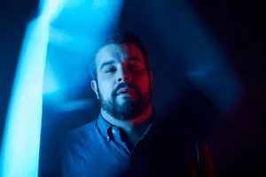 https-zueriost-ch-sites-default-files-media-2018-09-28-dscf0264-jpg Der Berner Rapper Baze hat Anfang September sein neues Album «Gott» veröffentlicht.
