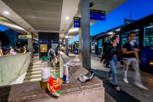 uster_19062017_busbahnhof_crm_6 0Bis zum Busbahnhof Uster führt die Linie 846. Mit dem Angebot soll die ÖV-Abdeckung am Wochenende verbessert werden.