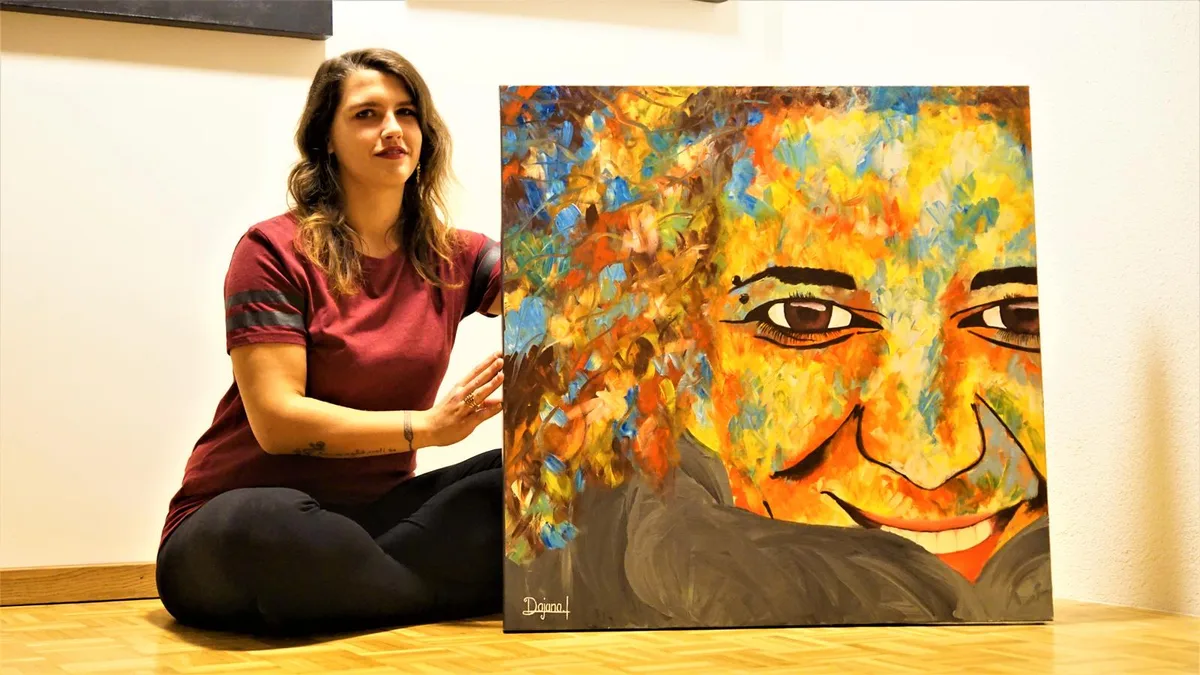 kuenstlerin_1 Dajana Ikanovic hatte vor vier Jahren einen emotionalen Zusammenbruch und kämpft mit Depressionen., Das Malen gab ihr die Kraft, zu ihren Emotionen stehen zu können., Ihre Werke präsentiert sie am 29. November in einer Galerie in Zürich.