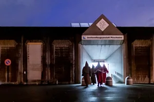 zu_03122018_poeschwies_2 Christian Merz' Siegerbild entstand vor der der Justizvollzugsanstalt Pöschwies in Regensdorf., Der 35-jährige Mönchaltorfer Christan Merz ist ein Fotograf der Spitzenklasse.