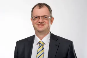 hans-rudolf_galliker Schulpräsident Hans-Rudolf Galliker (FDP) war mit den beiden scheidenden Schulbehördenmitgliedern nicht einer Meinung., Claudia Nef (FDP) war seit 2014 in der Schulpflege. Sie verlässt die Behörde zusammen mit..., ...Eric Andermatt (parteilos), der ebenfalls fast fünf Jahre in der Schulpflege tätig war.