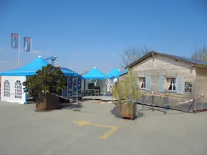 dsc00667 Heute werden im Chalet neben der Überbauung Silbergrueb keine Menüs mehr angeboten., Kurz vor der Eröffnung war Besitzer Ralf Stadelmann noch zuversichtlich.