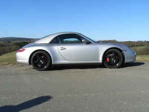 porsche_997_cabrio_hardtop_pixabay Der Verkauf eines geleasten Porsche 997 war eine Veruntreuung, befand das Bezirksgericht Pfäffikon.