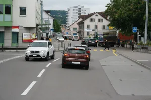 lindenplatz_korrigiert Ein neuralgischer Punkt im Dübendorfer Verkehrssystem ist der Lindenplatz., Von den Massnahmen ist eine Fläche von 210'000 Quadratmetern im Stadtzentrum betroffen
