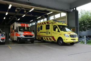 40_img_4678 Drei Tage lang im Kanton Zug im Einatz: Die Regio 144 hilft während des Schwingfestes dem örtlichen Rettungsdienst.. , Drei Tage lang im Kanton Zug im Einatz: Die Regio 144 hilft während des Schwingfestes dem örtlichen Rettungsdienst.. , Welche Strassen sind gesperrt? Wo sind die Rettungsachsen? Ein «Regio»-Team beim Verkehrsbriefing. , Das «Eidgenössische»: auch für die Notfallorganisationen eine grosse Sache.