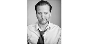 c-_jenny_iii Christian Jott Jenny ist seit diesem Jahr Gemeindepräsident von St. Moritz., Er ist auch Tenor und Jazzmusiker., Laut Jenny gehört auch Hund Ricky zum Staatsorchester, das mit ihm musiziert., Bei seinem Auftritt in Maur will Jenny in Smoking und Frack singen.