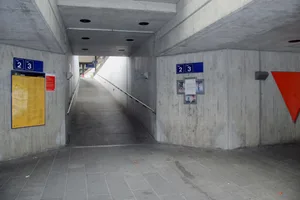 20_img_8768_b In der Unterführung beim Bahnhof Rüti endete das Zusammentreffen von Jugendlichen mit einem Raub.