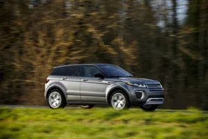 20_rr Mit einem Range Rover war ein 23-Jähriger auf der A53 viel zu schnell unterwegs.