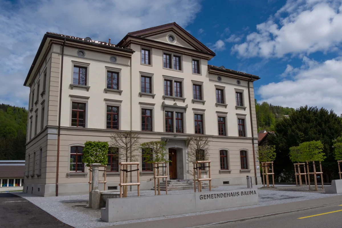 gemeindehaus-bauma_12_von_24 Die Jahresrechnung von Bauma schliesst voraussichtlich mit einem Plus.