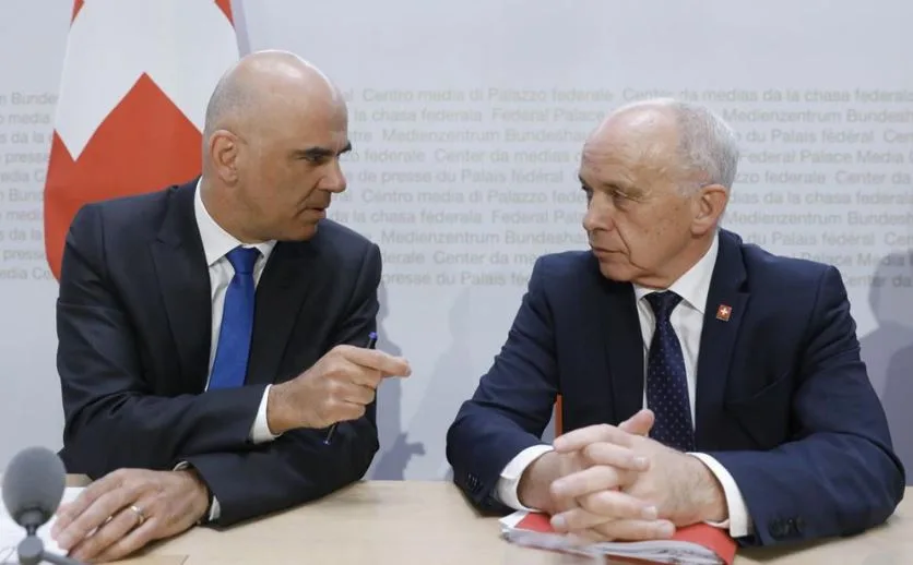 Alain Berset und Ueli Maurer sind nicht auf derselben Wellenlänge, wenn es um die Corona-Lockerungen geht.