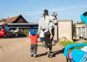 dsc_5261 Getrennt lebende Eltern sollen Verantwortung übernehmen und unter sich regeln, wie sie ihre Kinder sehen können.