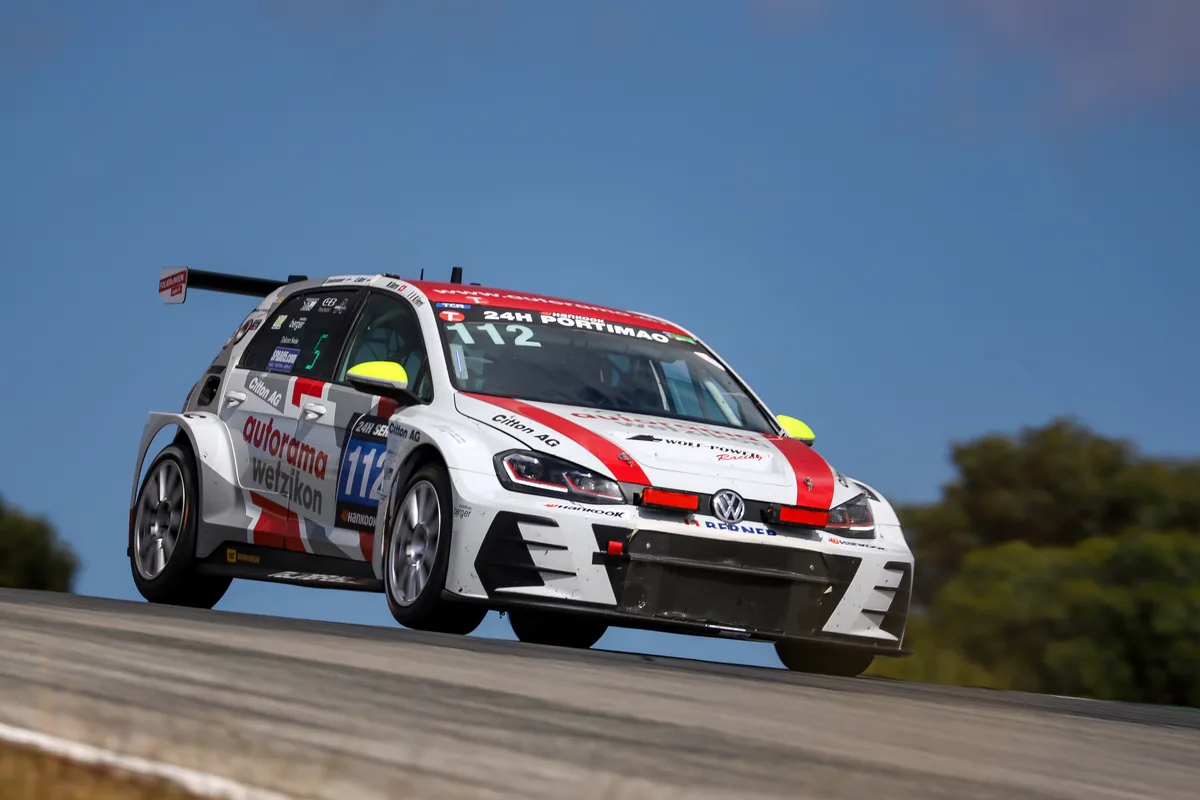 img_0103 Das siegreiche Wetziker Auto in Portimao.
