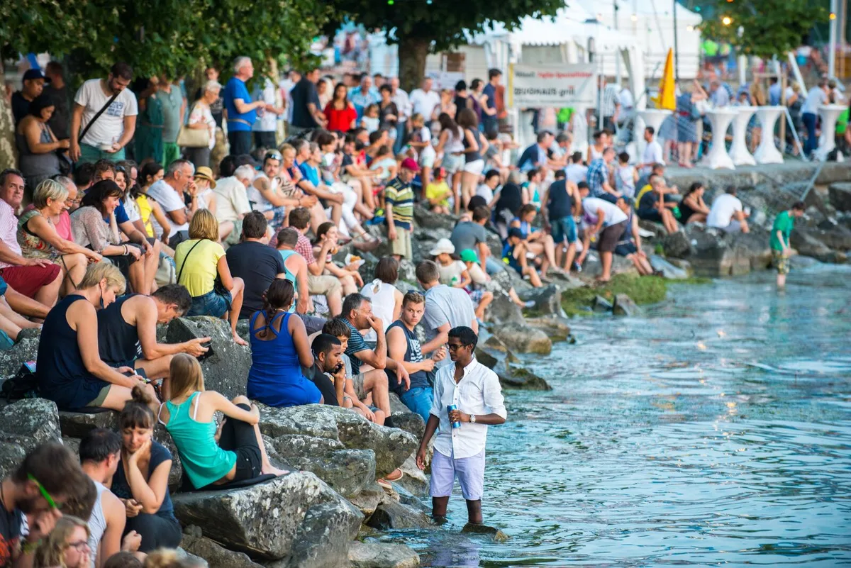 rapperswil_08082015_seenachtsfest_sbo_19 Am Rapperswiler Seequai sollen sich am Wochenende Jugendliche und junge Erwachsene geprügelt haben.