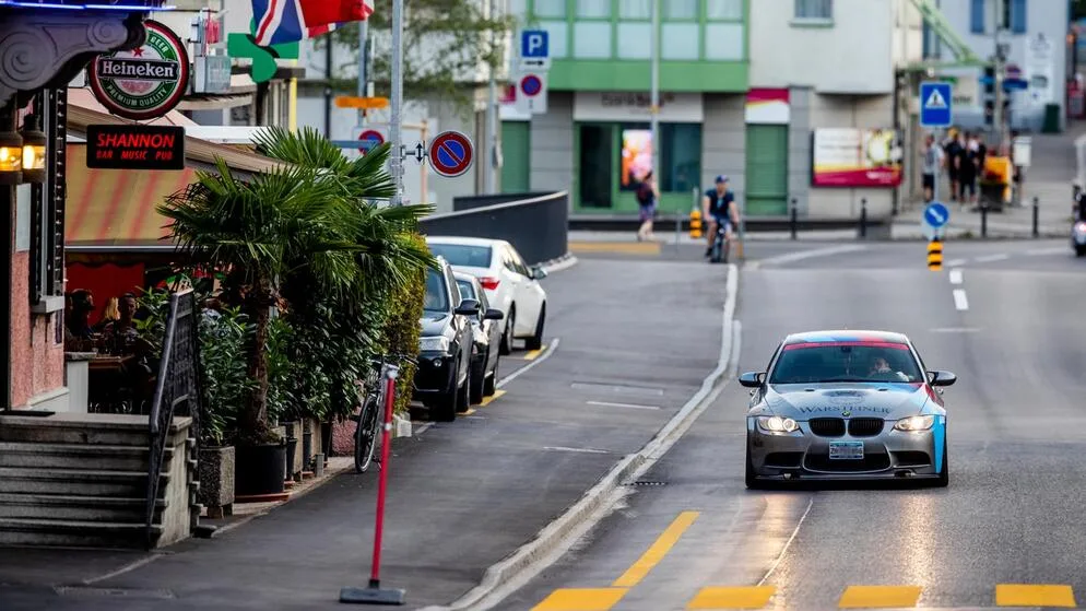 Die fehlbaren Lenker müssen mit ihren Fahrzeugen beim Strassenverkehrsamt antraben.
