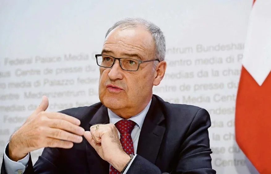 sadfahfdbf Die Verlängerung der Kurzarbeit und die Unterstützung für Selbstständigerwerbende sei wichtig, sagt Bundesrat Guy Parmelin.