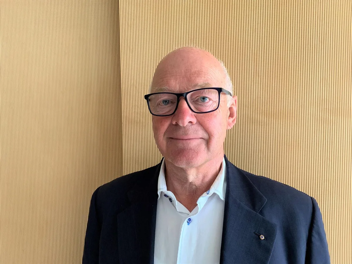 Die Grünen fordern den Rücktritt von Reinhard Giger, Verwaltungsratspräsident des Spitals Uster., Das Spital Uster ist in finanzieller Schieflage. Damit ist die geplante Fusion mit Wetzikon gefährdet.