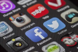 50_kommunikation_pixabay_292994 Weil sie über Facebook einen Kinderpornovideo verschickt hatte, musste eine junge Frau in Uster vor Gericht antraben.
