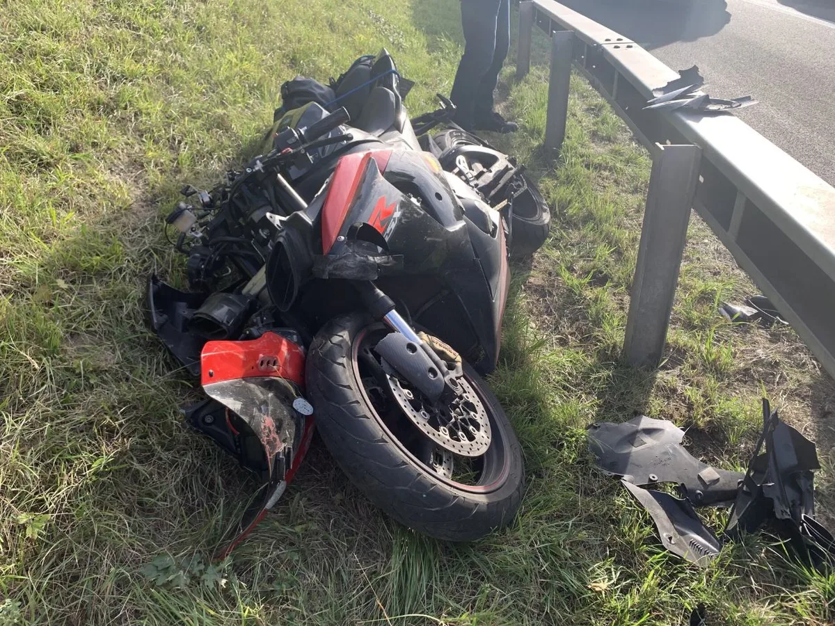 vueffi-1598606829538 Auf der A1 Höhe Effretikon kam es zu einem mittelschweren Unfall.