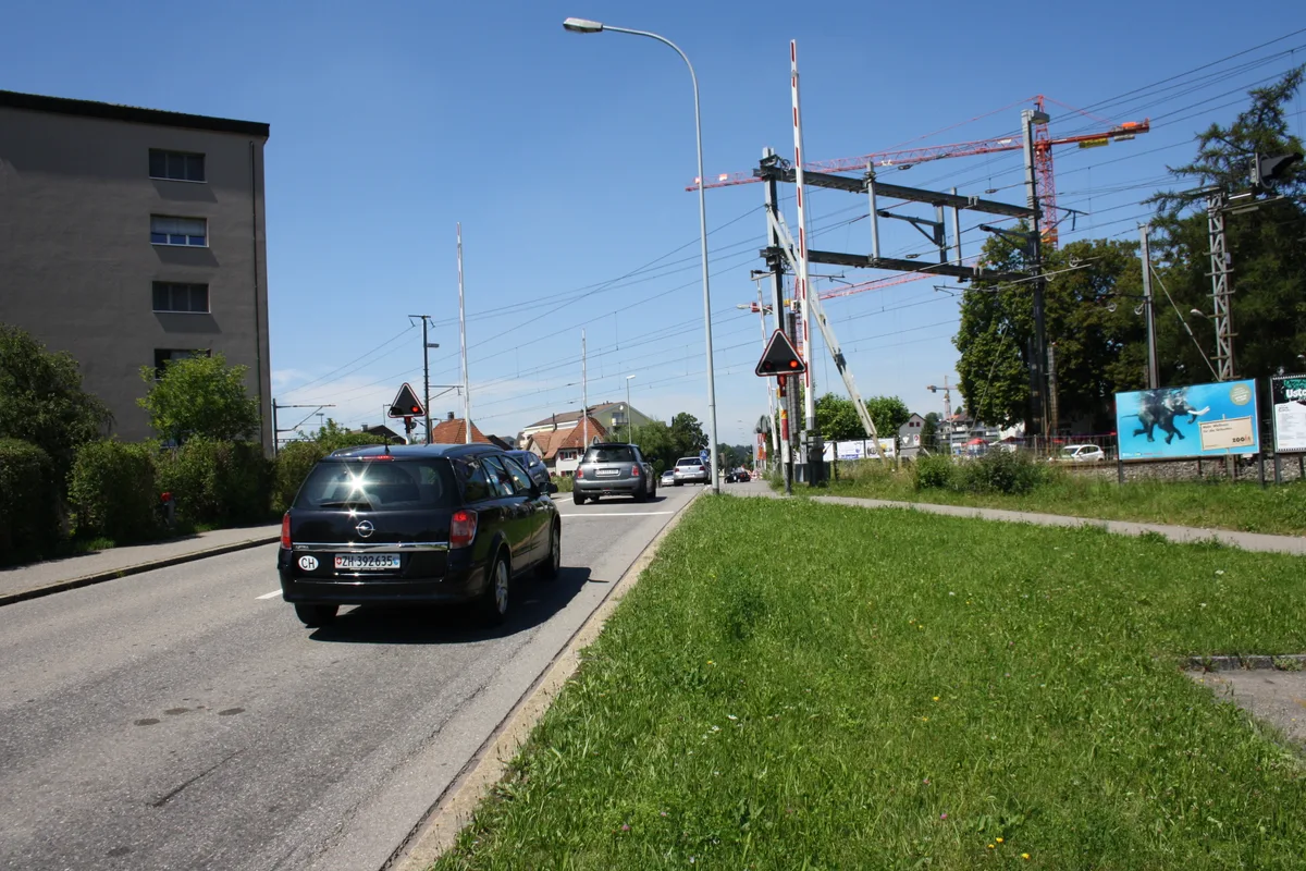 img_8530 Die Ustermer Initiaten wollen, dass der Kanton einen Vorschlag für die Unterführung an der Winterthurerstrasse ausarbeitet.