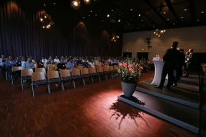 uster_13092018_wirtschaftsempfang_nag-5 Die Gemeindeversammlung soll Ende Dezember im Ustermer Stadthofsaal stattfinden. Im Bild: Der Wirtschaftsempfang 2018., Dort finden regelmässig grössere Anlässe wie die Maturafeier statt., Auf ihren Landberghaussaal müssen die Stimmberechtigten in der nächsten Versammlung verzichten.