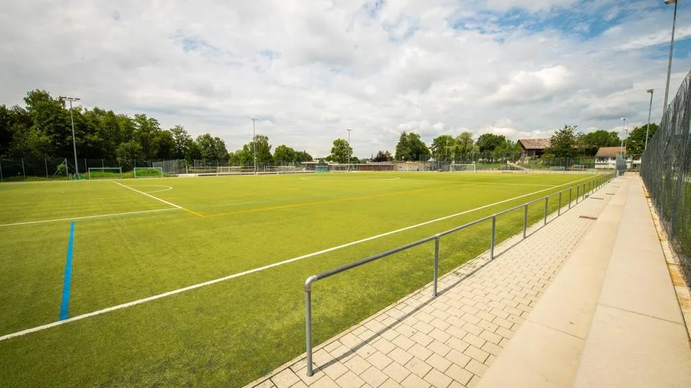 wetzikon_21062019_herbergesportanlage_sbo_13_preview Die Sportanlage Meierwiesen soll um einen neuen Fussballplatz erweitert werden.