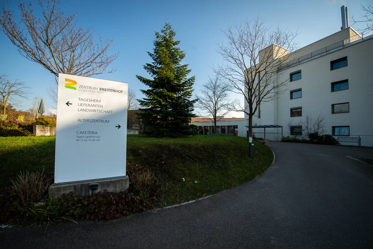 rueti_19032020_altersheimbreitenhof_sbo_1 Erstmals tauchen im Zentrum Breitenhof positive Testergebnisse auf.
