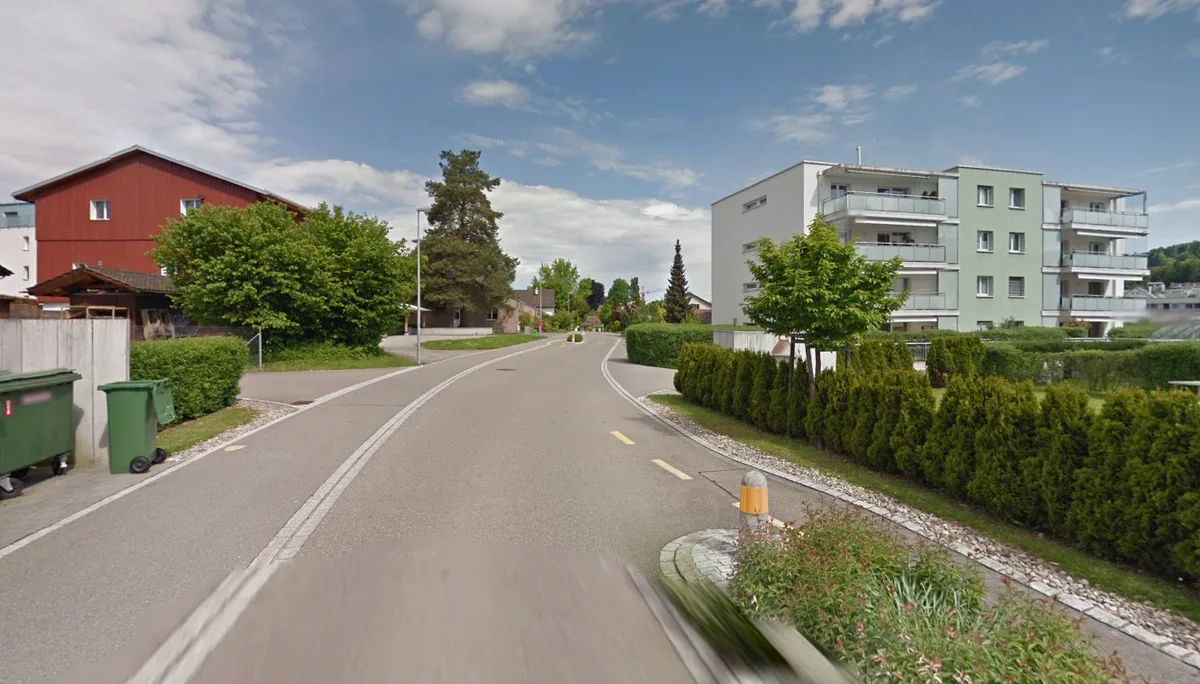 kindergartenstr1 Bald eine Sackgasse? Der Wetziker Stadtrat überlegt sich, die Kindergartenstrasse in der Mitte zu sperren.