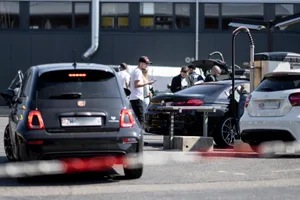 uster_04042020_happycarwash_crm_4 Autos erzeugen Lärm und stören die Ruhe in der Stadt. Ein Parlamentarier will nun diesbezüglich Lösungsvorschläge vom Stadtrat., Wie der Einsatz mit Pflanzenschutzmittel in der Stadt geregelt ist, war Thema einer Interpellation zweier Grünen Gemeinderäte. , Von Gemeinderat Patricio Frei (Grüne) stammt ein Vorstoss, der sich mit dem Anteil lokalem Solarstrom in Uster beschäftigt.