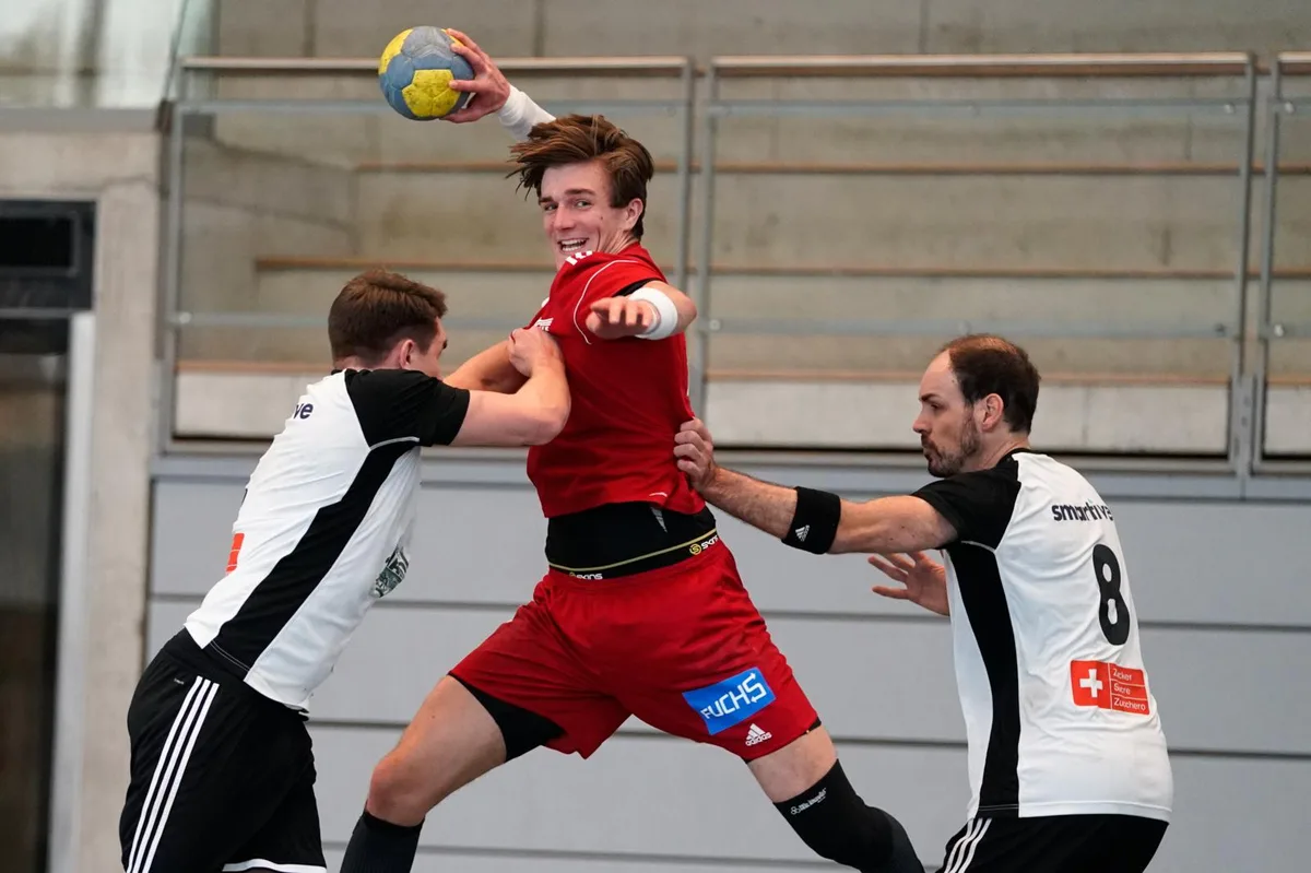 sport_08022020_handballuster_dku_4_preview Noch ist nicht klar, wann Peter Balsiger und der TV Uster wieder auf Torejagd gehen können.