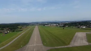 20170830_163822_preview Die Natur soll auf dem Flugplatz mehr Raum erhalten. Ein Vogelparadies solls aber nicht werden – zu gefährlich für den Betrieb.