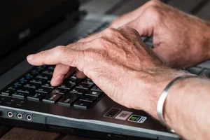 25_computer_4_pixabay_545394 Ein Mann, der seiner früheren Partnerin Hassmails schickte, wurde bestaft.