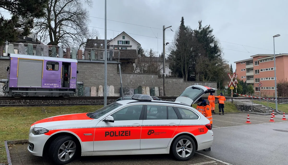 schienentraktor Der Bahnübergang, auf dem sich der Unfall ereignete, ist nur einer von sieben unbewachten. Doch er entspricht den Vorschriften.