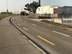img_1771 Die Hoffnung lebt für Volketswil, dass der Verkehr durch das Industriegebiet mit der Neuen Greifenseestrasse entlastet wird., Der Volketswiler Gemeindepräsident Jean-Philippe Pinto (CVP) hat dem Kanton mit einem Schreiben Unterstützung versprochen. , Stadtrat Stefan Feldmann (SP) will nach dem Ustermer Urnenentscheid mit dem Kanton klären, wie es mit dem Masterplan weitergeht., Auch die Gemeinde Greifensee rund um Präsidentin Monika Keller (FDP) hat den Plan einst in Auftrag gegeben. , Thomas Weber (parteilos), Gemeindepräsident von Schwerzenbach, will mit den anderen Gemeindevertretern über den Plan diskutieren