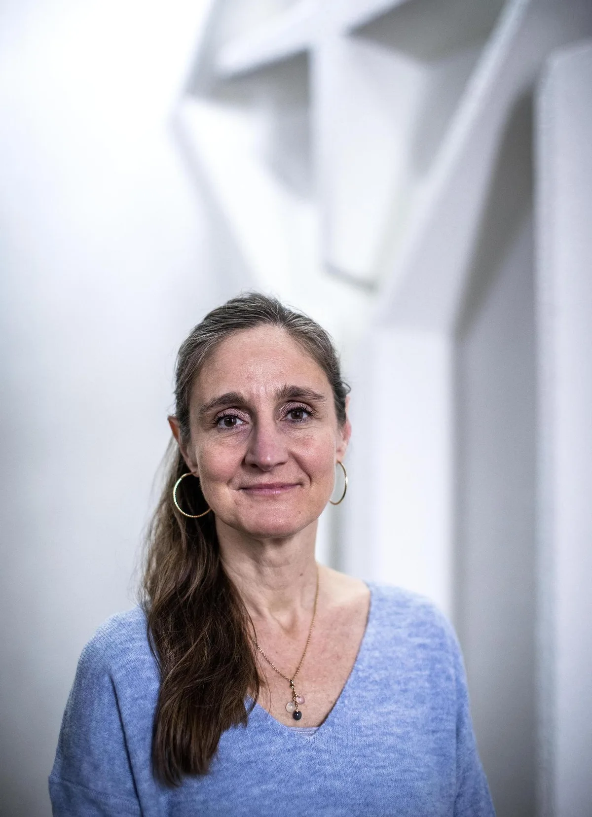 eglpfwvakwc9tgs9wckezl Cornelia Schmidt, Seelsorgerin und Spitalpfarrerin, in der Kapelle des Basler Bruderholzspitals.