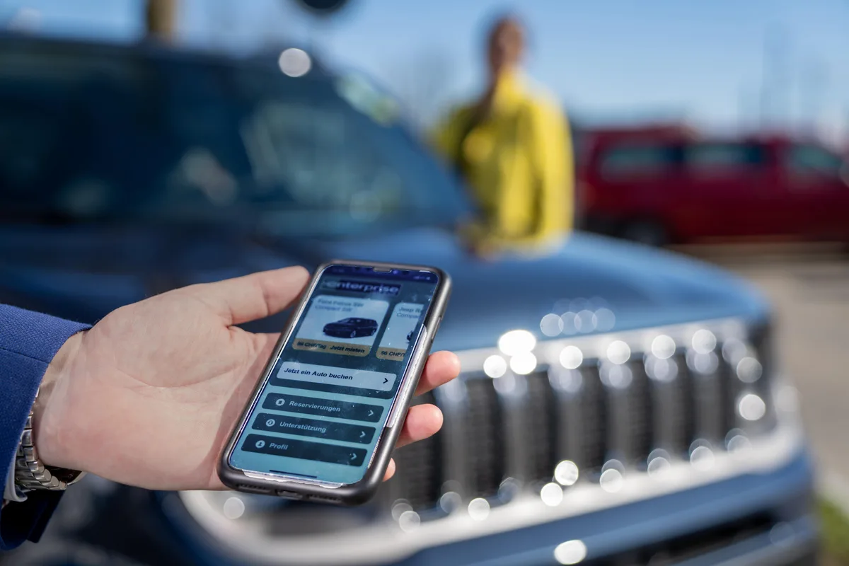 Wer weiss, wie man ein Smartphone bedient, kann auch ein Auto mieten.