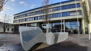 stadhaus Jetzt wird geklärt, ob künftig der Stadtrat über Bürgerrechtsgesuche entscheidet..., ...oder ob diese Kompetenz beim Gemeinderat bleibt.