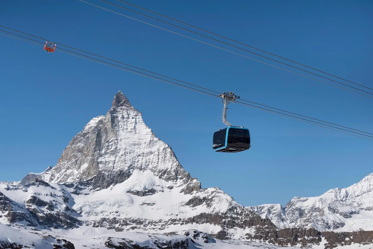dsl54xpyqky81y_-cwjjtj «Unsere Seilbahnen sind grundsätzlich sicher», versichern Experten. Die Luftseilbahn zum Klein Matterhorn.