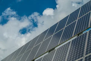 photovoltaic-system-2742308_1920 Die meisten Parteien wünschten sich vom Stadtrat mehr Engagement bei der Förderung nachhaltiger Energie.