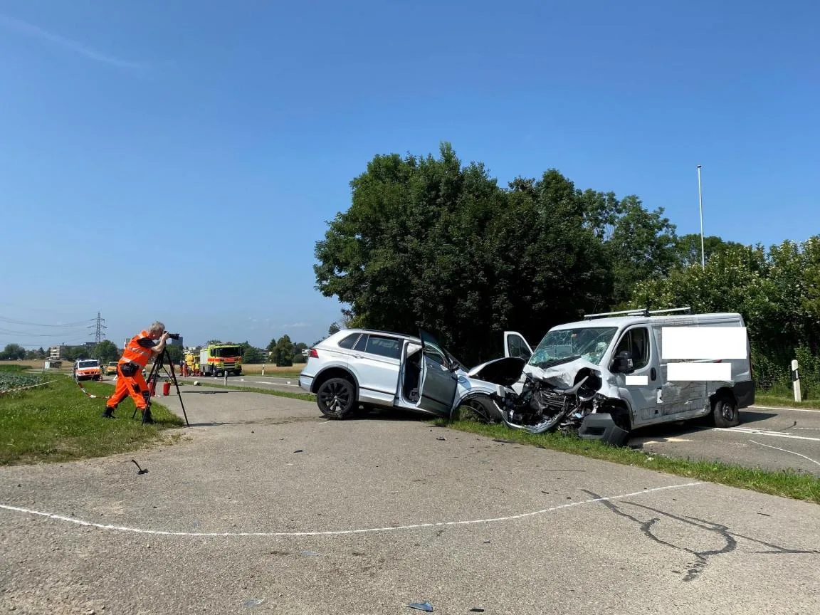 210721_duebendorf-1626876240600 Die betroffene Strecke musste für rund drei Stunden gesperrt werden.