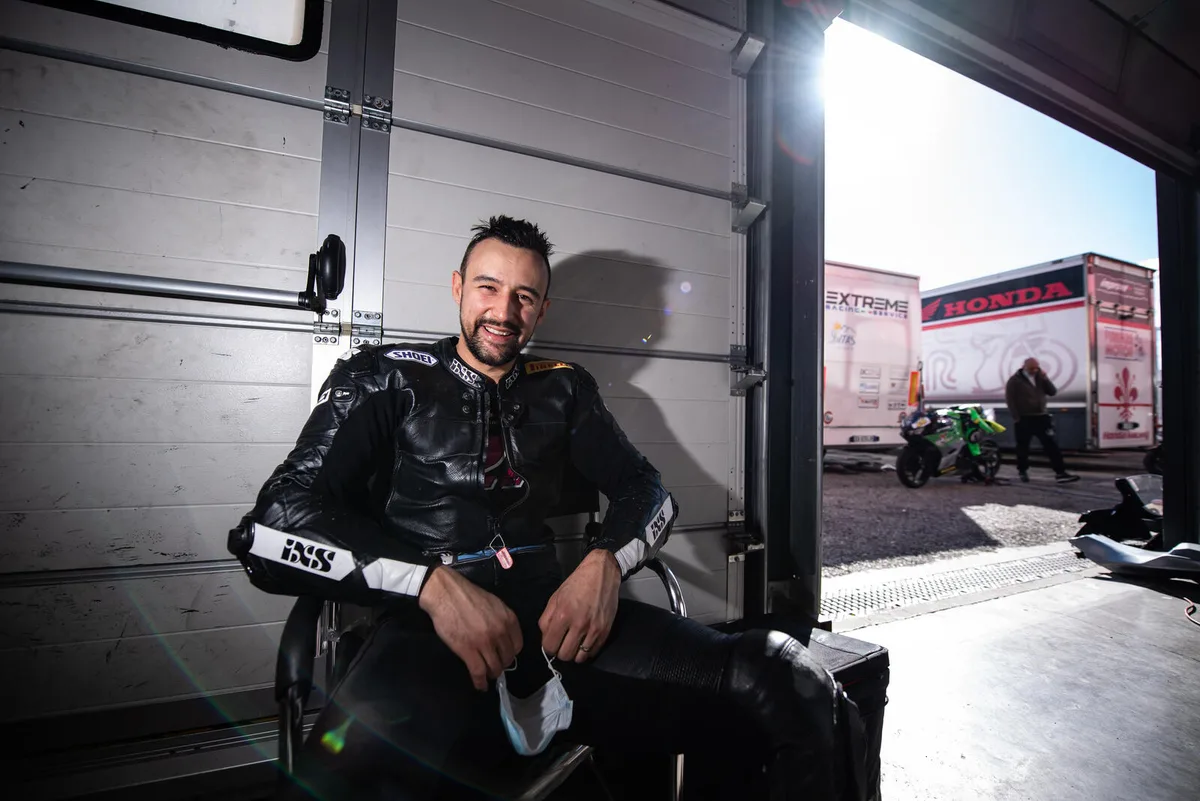Guter Dinge: Randy Krummenacher bei Tests in Misano.