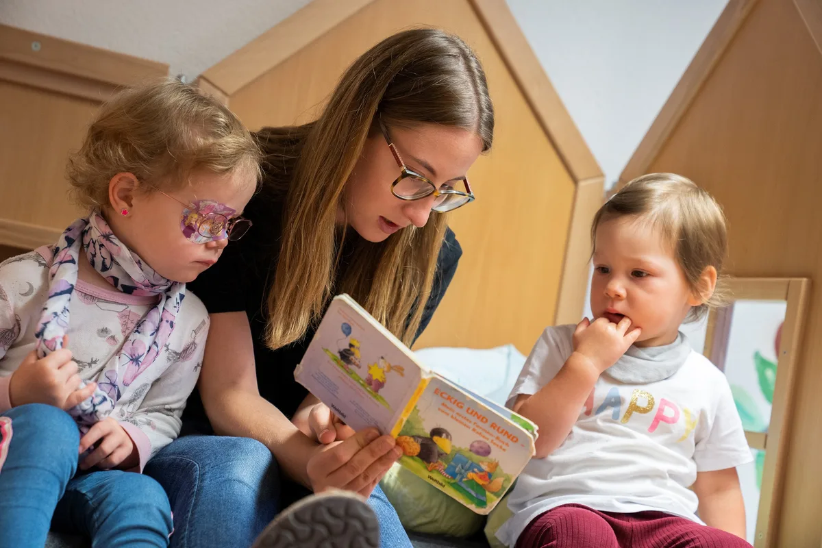 151_cdsc9573_vera_markus_2020 Die Kita bietet ein Entlastungsangebot für die Eltern und ein entsprechendes Förderungsangebot für die Kinder.«Es gab sehr viele